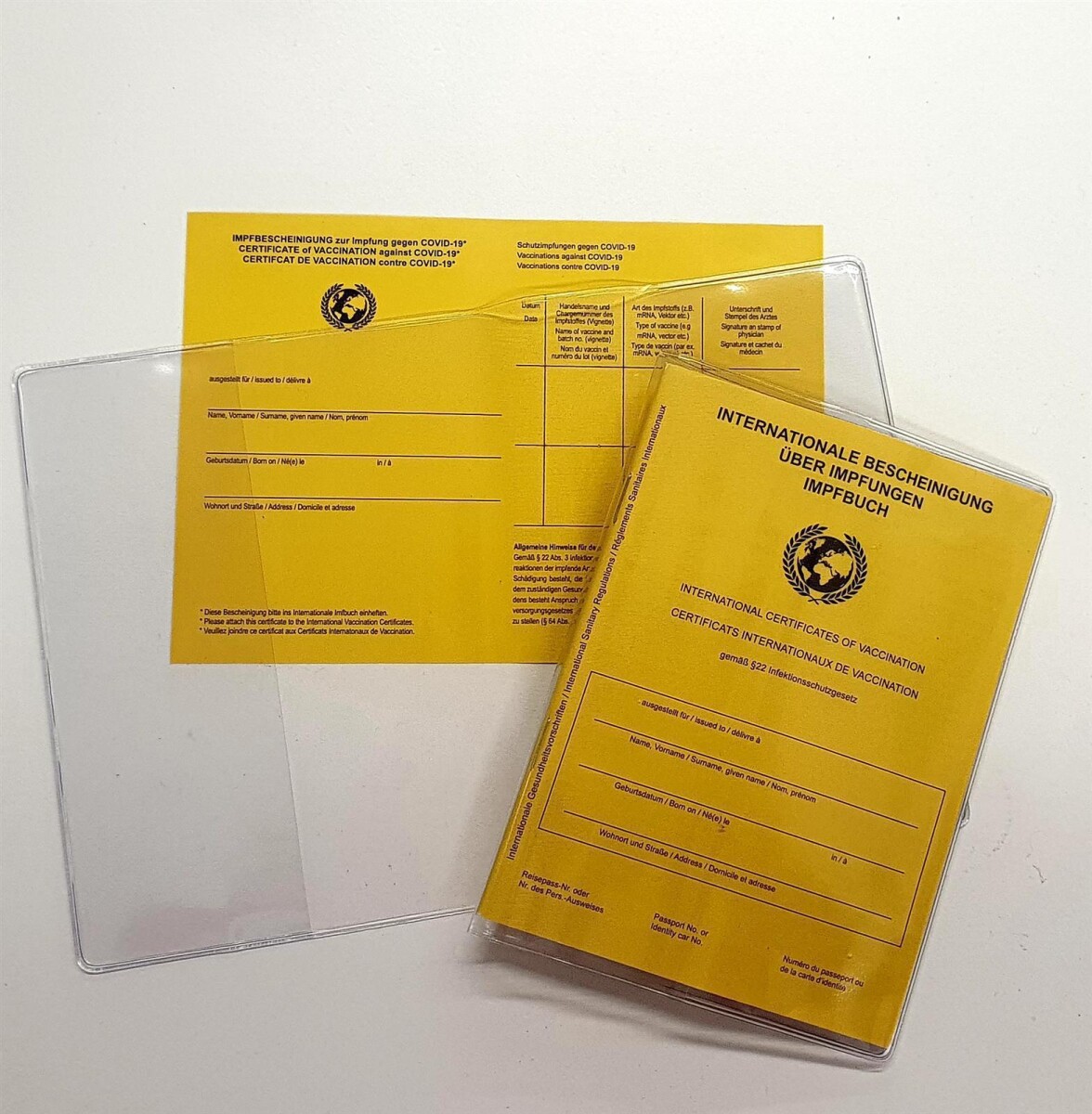 93 mm x 130 mm - glasklar & doppelseitig mit Einstecklaschen 2er Pack Internationale Impfbescheinigung für Kinder & Erwachsene Impfpasshülle Made IN Germany Schutzhülle für neuen Impfpass 